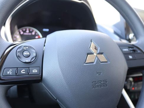 Used 2025 Mitsubishi Eclipse Cross LE AWD/4WD image 24