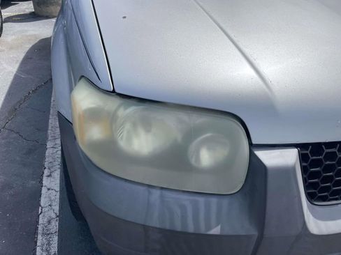 Used 2007 Ford Escape XLT image 10