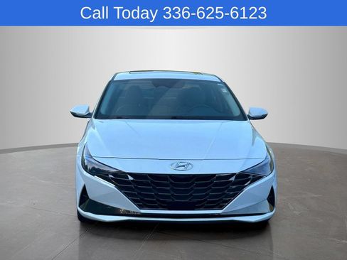 Used 2022 Hyundai Elantra Limited FWD image 8