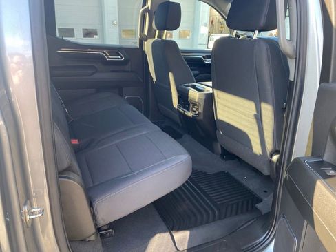 Used 2024 Chevrolet Silverado 1500 RST w/ Convenience Package II AWD/4WD image 12