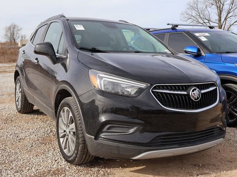 Used 2020 Buick Encore Preferred image 3