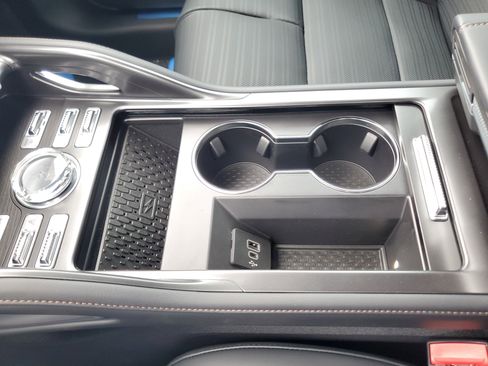 New 2026 Lincoln Nautilus Reserve image 26