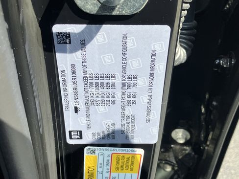 Used 2025 Chevrolet Suburban High Country w/ Sun And Tow Package image 32