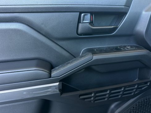 New 2026 Toyota Tacoma SR5 image 10