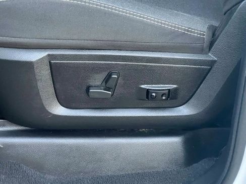 Used 2022 RAM 3500 Lone Star w/ Safety Group B image 35