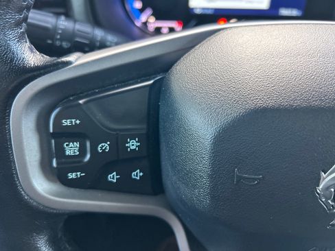 Certified 2022 Ford Bronco Black Diamond image 24