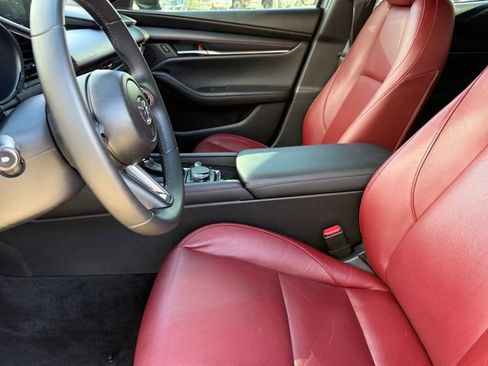 Used 2024 MAZDA MAZDA3 s image 12