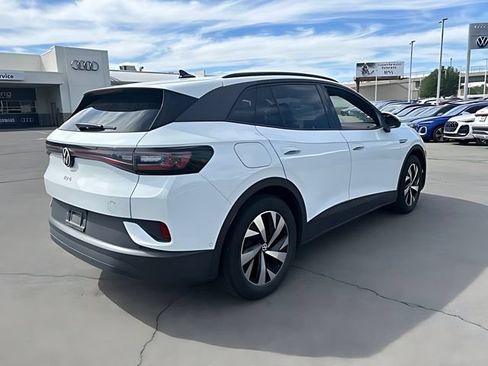 Used 2023 Volkswagen ID.4 Pro RWD image 3