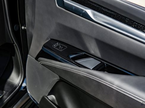 Used 2025 Cadillac Escalade V image 84