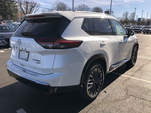 New 2026 Nissan Rogue Platinum w/ Platinum Premium Package image 13