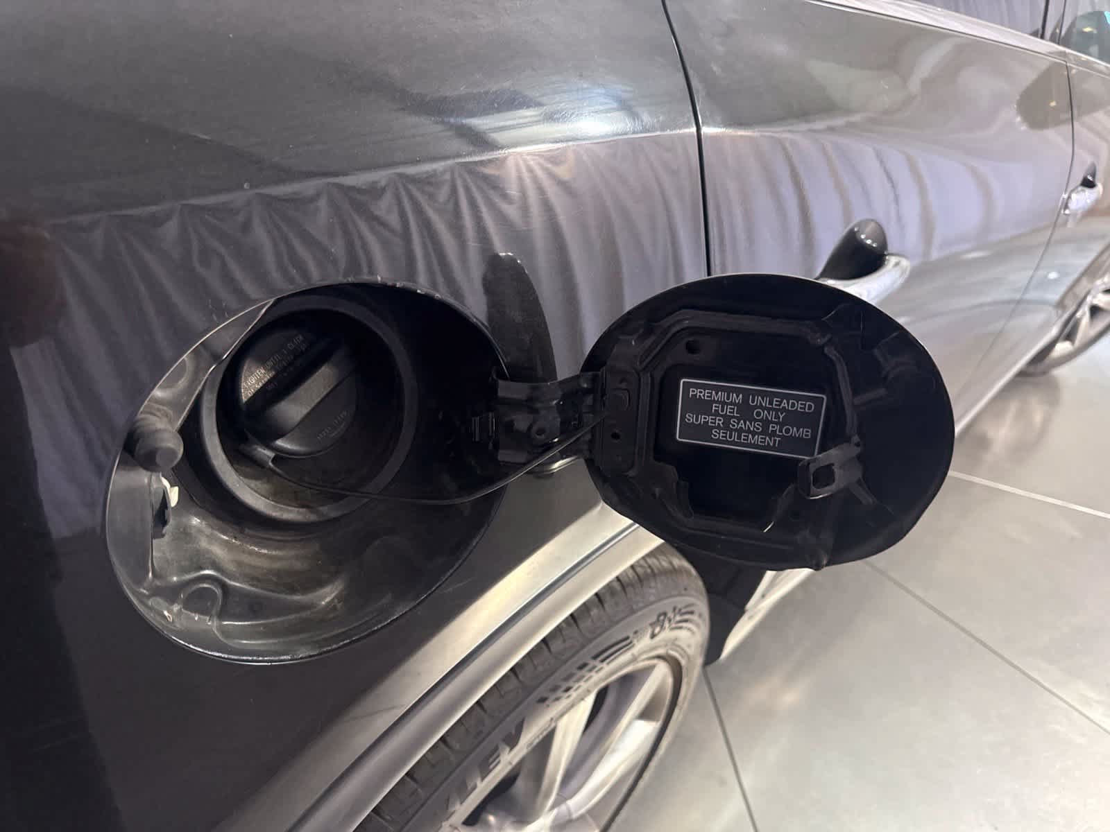 Used 2016 INFINITI QX50 2WD w/ Premium Plus Package image 12