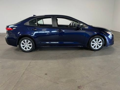 Used 2024 Toyota Corolla LE FWD image 2