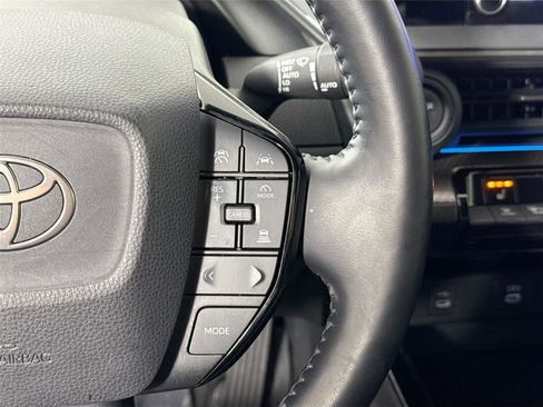 Used 2024 Toyota Prius XLE image 20