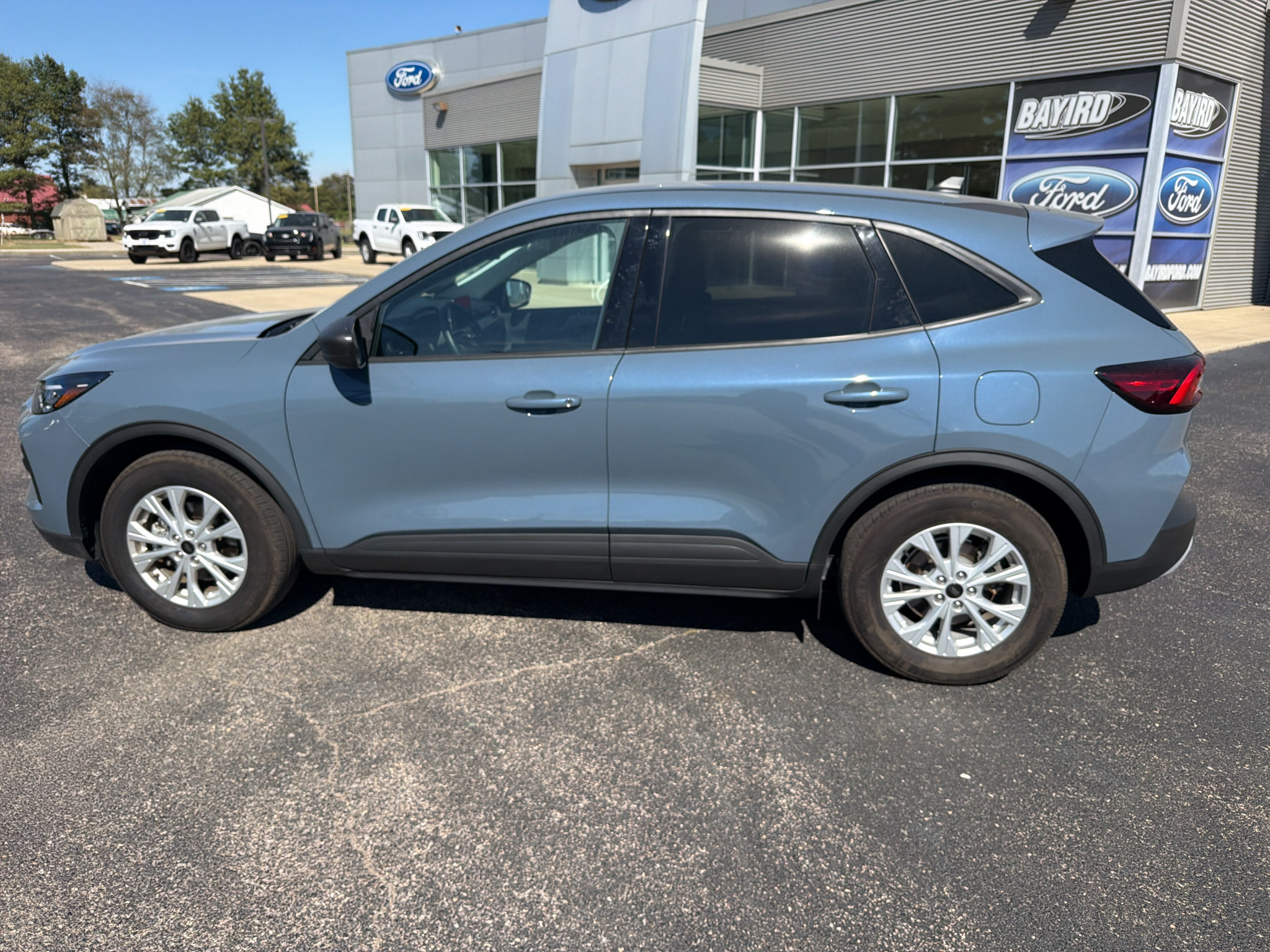 Used 2025 Ford Escape Active w/ Cold Weather Package FWD image 9