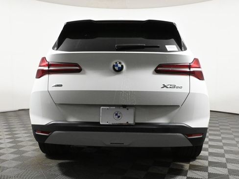 Used 2025 BMW X3 xDrive30i w/ Premium Package image 6