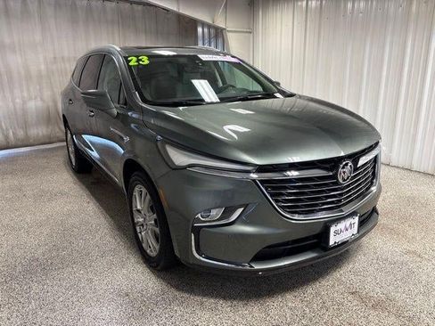 Used 2023 Buick Enclave Premium w/ Experience Buick Package AWD/4WD image 3