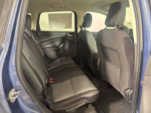 Certified 2018 Ford Escape SE w/ SE Sync 3 Package AWD/4WD image 9