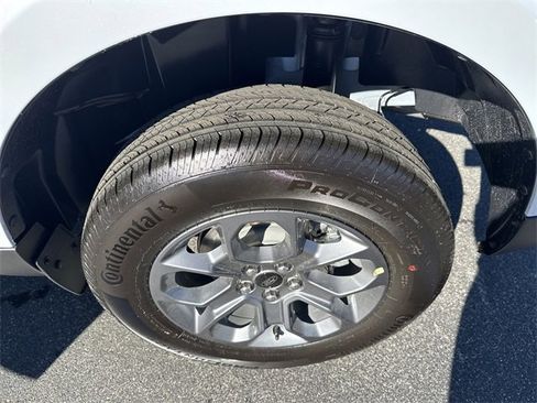 New 2025 Ford Maverick XLT image 12