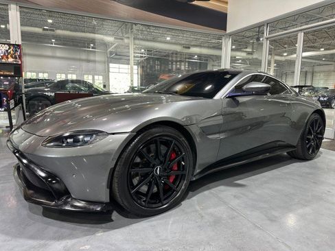 Used 2019 Aston Martin V8 Vantage Coupe RWD image 16