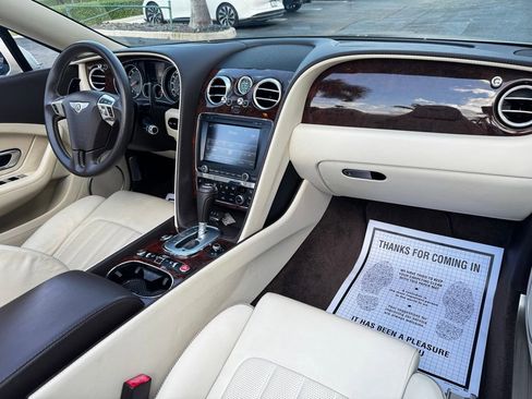 Used 2013 Bentley Continental GT image 22