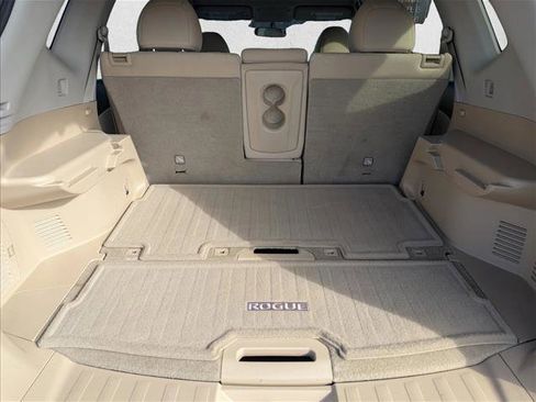 Used 2015 Nissan Rogue SV image 29