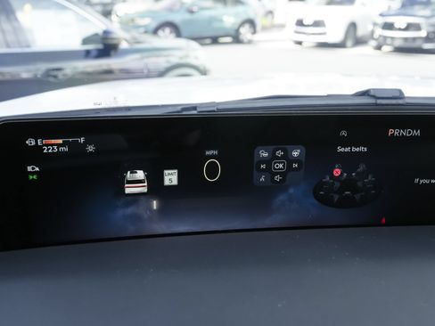 Used 2025 Lincoln Navigator L Black Label AWD/4WD image 21