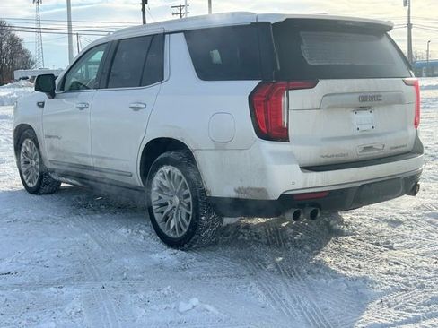 Used 2024 GMC Yukon Denali w/ Advanced Technology Package image 5