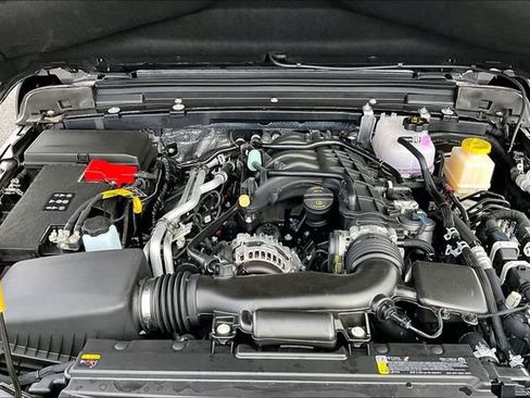 New 2026 Jeep Gladiator Sport AWD/4WD image 11