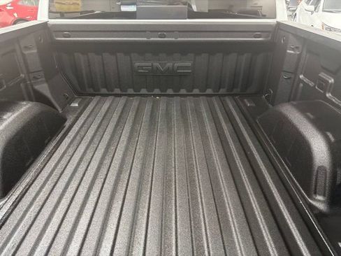 Used 2019 GMC Sierra 1500 SLT AWD/4WD image 14
