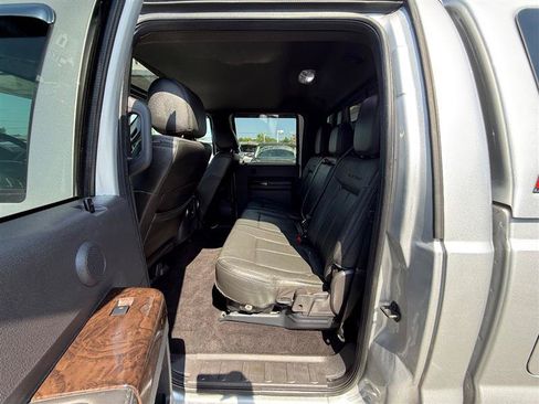 Used 2016 Ford F250 Platinum w/ FX4 Off-Road Package AWD/4WD image 20