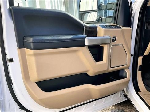 Used 2020 Ford F350 Lariat w/ Lariat Ultimate Package image 17