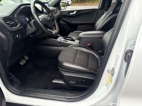 Used 2023 Ford Escape ST-Line Select image 19
