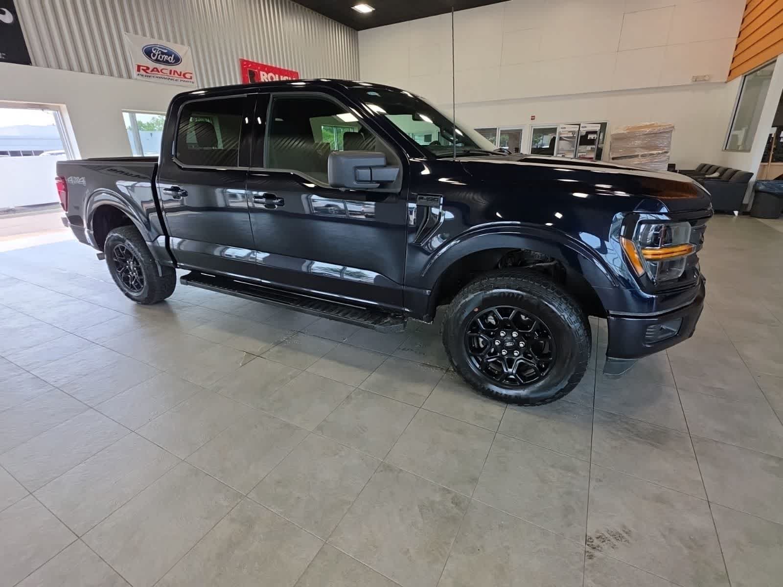 Used 2024 Ford F150 XLT w/ XLT Black Appearance Package AWD/4WD image 7