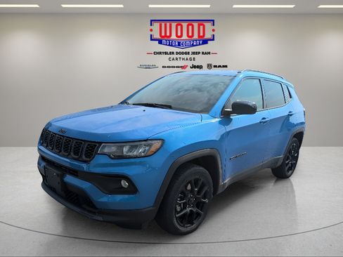 Used 2025 Jeep Compass Latitude w/ Altitude Special Edition AWD/4WD image 7