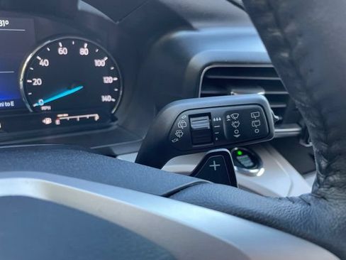 Certified 2020 Ford Explorer XLT w/ Equipment Group 202A AWD/4WD image 23
