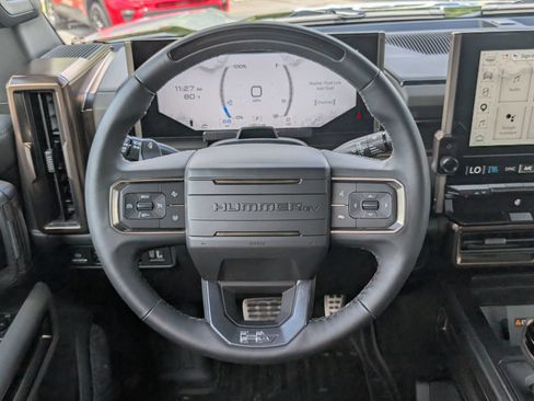 Used 2025 GMC Hummer EV 2X w/ LPO, Sport Package AWD/4WD image 14