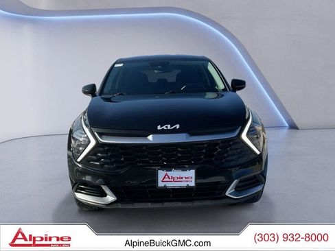 Used 2024 Kia Sportage LX image 8