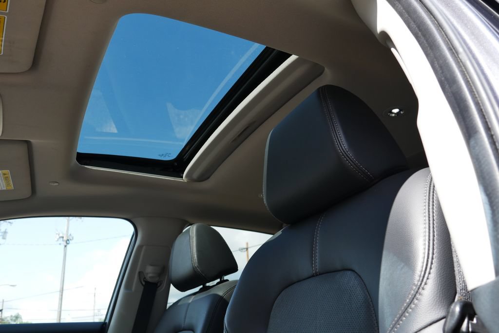 Used 2025 Honda HR-V EX-L image 18