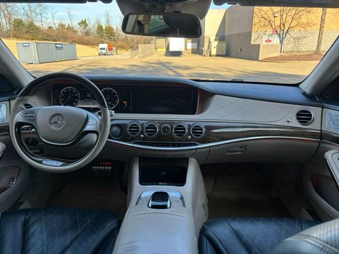 Used 2015 Mercedes-Benz S 550 Sedan image 22
