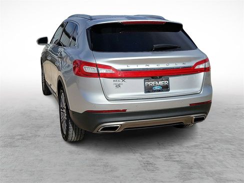 Used 2018 Lincoln MKX Reserve image 8