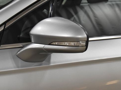 Used 2020 Ford Fusion Energi Titanium image 34