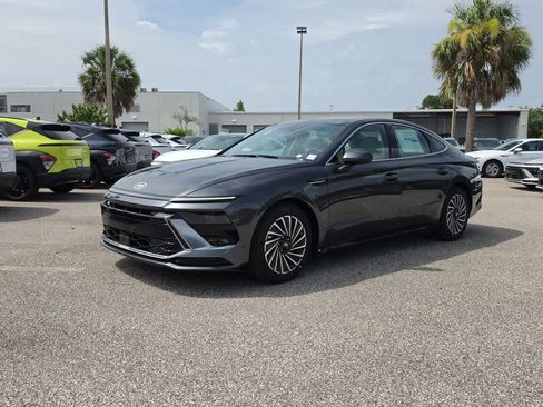 New 2026 Hyundai Sonata SEL FWD image 2