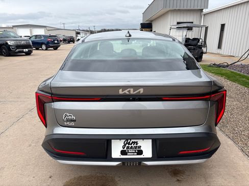 Used 2025 Kia K4 FWD image 9