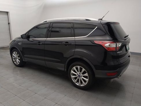 Used 2017 Ford Escape Titanium image 3