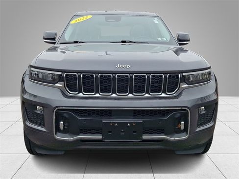 Used 2022 Jeep Grand Cherokee Overland image 2