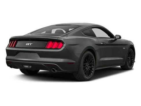 Used 2017 Ford Mustang GT RWD image 2