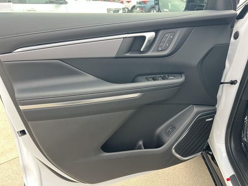 New 2026 Buick Enclave Sport Touring w/ Power Package FWD image 10