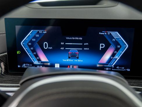 Certified 2025 BMW X5 xDrive50e w/ M Sport Package image 24