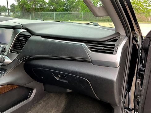 Used 2015 Chevrolet Tahoe LT w/ Texas Edition image 19