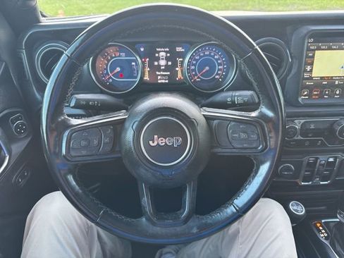 Used 2022 Jeep Gladiator Sport AWD/4WD image 19